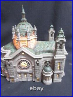 2001 Dept 56 Cathedral of Saint Paul Christmas in the City, 56-58930, MINT