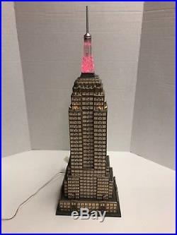 2003 Department 56 Christmas in the City Empire State Building Lights Up! NYC