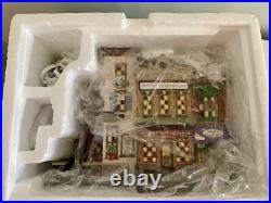 2003 Dept Department 56 Christmas in The City Fifth 5th Avenue Shoppes retired 2003 Dept Department 56 Christmas in The City Fifth 5th Avenue Shoppes retired