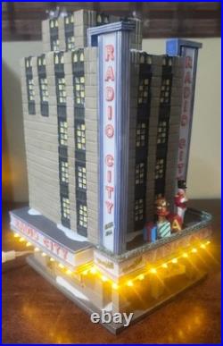 DEPARTMENT 56 RADIO CITY MUSIC HALL 56.58924 Christmas in the City Series