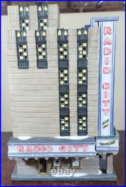DEPARTMENT 56 RADIO CITY MUSIC HALL 56.58924 Christmas in the City Series