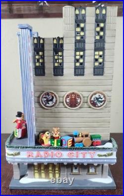 DEPARTMENT 56 RADIO CITY MUSIC HALL 56.58924 Christmas in the City Series