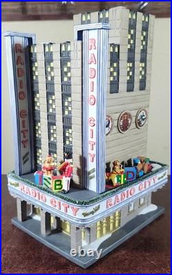 DEPARTMENT 56 RADIO CITY MUSIC HALL 56.58924 Christmas in the City Series