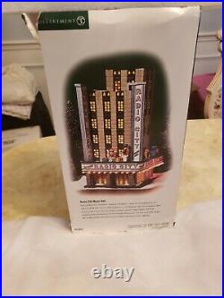 DEPARTMENT 56 RADIO CITY MUSIC HALL CHRISTMAS IN THE CITY Lighted