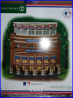 DEPT 56 Christmas In The City OLD COMISKEY PARK FACADE NIB Still Sealed