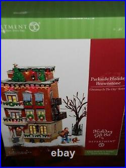 DEPT 56 Christmas In The City PARKSIDE HOLIDAY BROWNSTONE STILL SEALED NIB