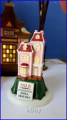 DEPT 56 Christmas in the City VICTORIA'S DOLL HOUSE! New, Toy Store, Animated
