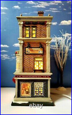 DEPT 56 Christmas in the City WOOLWORTH'S! Pristine Condition, Store, 5 & 10