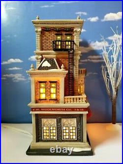 DEPT 56 Christmas in the City WOOLWORTH'S! Pristine Condition, Store, 5 & 10