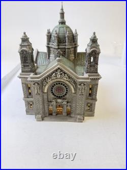 Department 56 Cathedral of St Paul Landmark Series Christmas in the City with Box