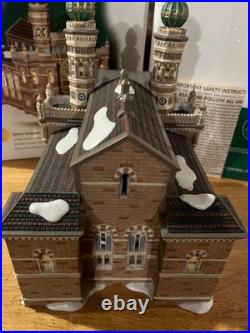 Department 56 Central Synagogue (Brand New Conditon, only displayed a few times)