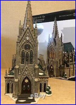 Department 56, Christmas In The City, Cathedral Of St. Nicholas Artist Signed