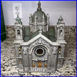 Department 56 Christmas In The City Cathedral of Saint Paul withBox/Light-MINT