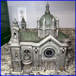 Department 56 Christmas In The City Cathedral of Saint Paul withBox/Light-MINT