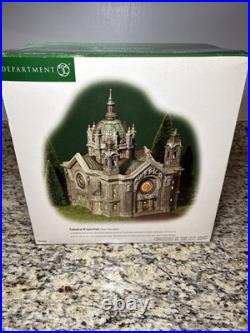 Department 56 Christmas In The City Cathedral of Saint Paul withBox/Light-MINT