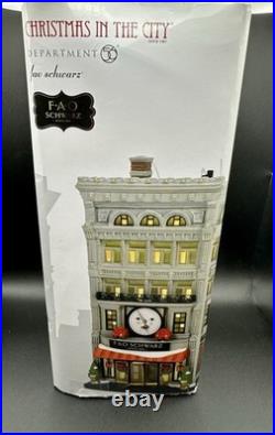 Department 56 Christmas In The City FAO Schwarz Store 6007583 2021 Retired NIB