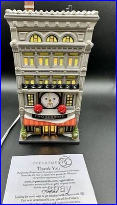 Department 56 Christmas In The City FAO Schwarz Store 6007583 2021 Retired NIB
