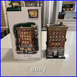 Department 56 Christmas In The City Ferrara Bakery & Cafe Lighted #59272