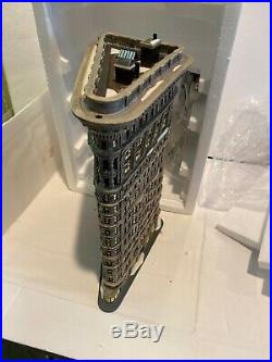 Department 56 Christmas In The City Flatiron Building 59260. Never Displayed New