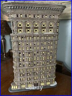 Department 56 Christmas In The City Flatiron Building NEW IN BOX Retired Rare