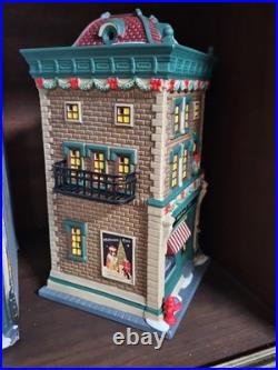 Department 56 Christmas In The City Midtown Pets Lighted Building Box & Cord