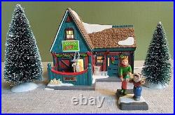 Department 56 Christmas In The City Santa's Reindeer Petting Stable 4028697