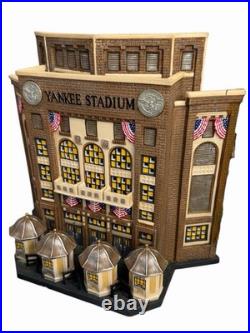 Department 56 Christmas In The City Series Yankee Stadium 58923 MLB 2001