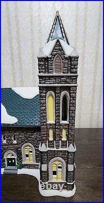 Department 56 Christmas In the City Church Of the Advent With Box