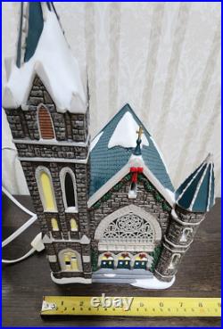 Department 56 Christmas In the City Church Of the Advent With Box