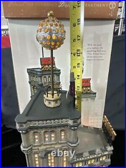 Department 56 Christmas in The City The Times Tower 2000 Special Edition. Read