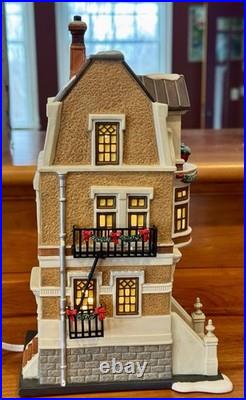 Department 56 Christmas in the City 36 City West Parkway 4020174 2011
