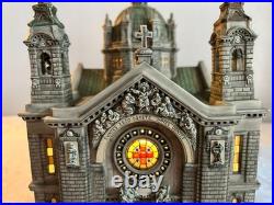 Department 56 Christmas in the City Cathedral of Saint Paul (Patina Dome)