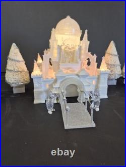 Department 56 Christmas in the City Crystal Ice Palace Rare Working Read