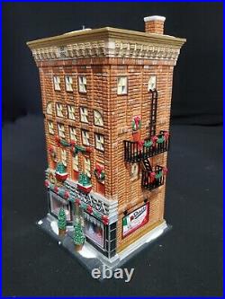 Department 56 Christmas in the City Ferrara Bakery and Cafe Used Works Great