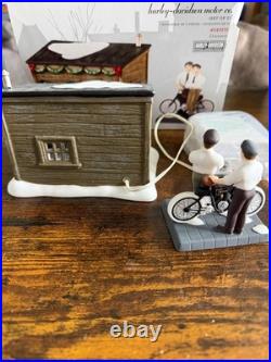 Department 56 Christmas in the City Harley-Davidson Motor Co Set of 2 4049191