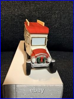 Department 56 Christmas in the City Hollie's Lunch Truck! Rare! New