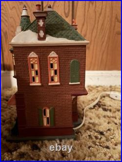 Department 56 Christmas in the City Jenny's Corner Book Shop Illuminated 2000