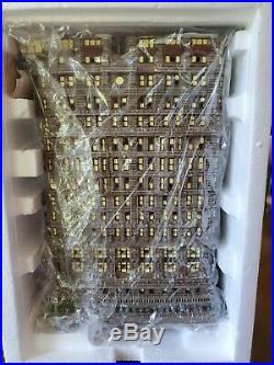 Department 56 Christmas in the City New York NYC Flatiron Building #59260 NIB