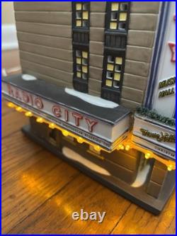 Department 56 Christmas in the City Radio City Music Hall. Working! No Box