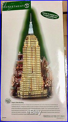 Department 56 Christmas in the City Series Empire State Building #59207 Retired