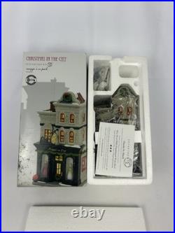 Department 56 Christmas in the City Series MAGGIE'S ON PARK RARE boxed key piece
