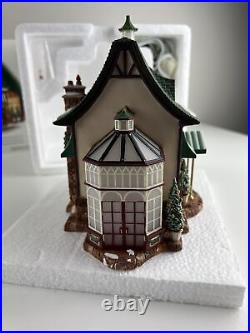Department 56 Christmas in the City Tavern In The Park Restaurant 58928 New RARE