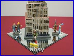 Department 56-Christmas in the City-The Chrysler Building NIB COLLECTOR SET