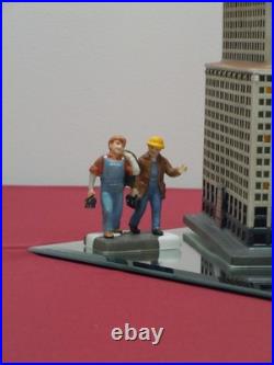 Department 56-Christmas in the City-The Chrysler Building NIB COLLECTOR SET