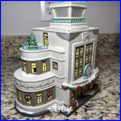 Department 56 Christmas in the CityDeerfield Airport withBox/Light+ Bonus- READ Department 56 Christmas in the CityDeerfield Airport withBox/Light+ Bonus- READ