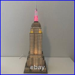 Department 56 Empire State Building Christmas in the City 56-59207 Works Flags