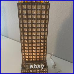 Department 56 Empire State Building Christmas in the City 56-59207 Works Flags