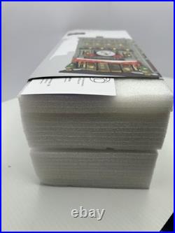 Department 56 FAO Schwarz Store 6007583 2021 Christmas in City, Retired