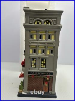 Department 56 FAO Schwarz Store 6007583 2021 Christmas in City, Retired
