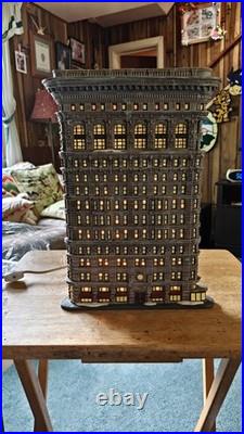 Department 56 Flatiron Building Christmas in the City Series #56.59260